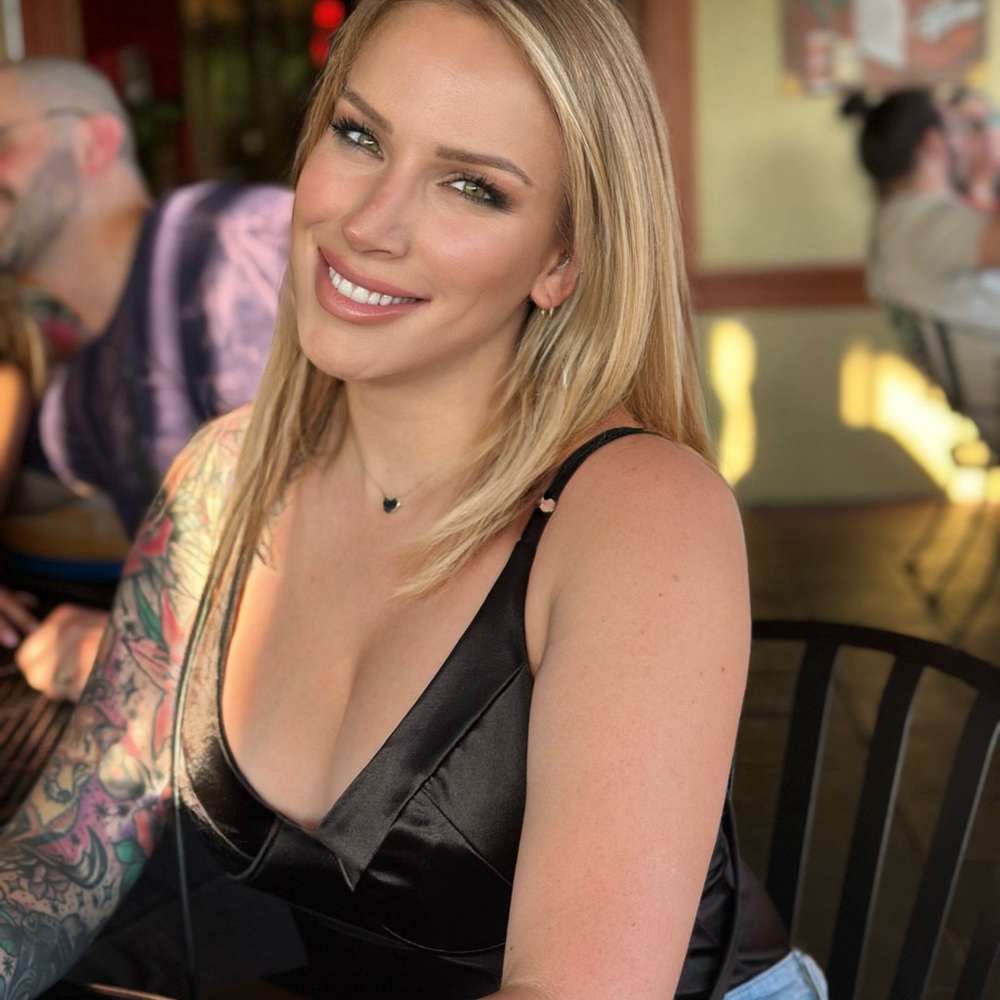 Meet Your Posher, Jenny